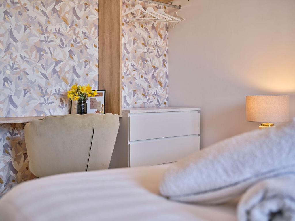Les Chambres De Troyes - Parking Free Fibre Netflix Zewnętrze zdjęcie